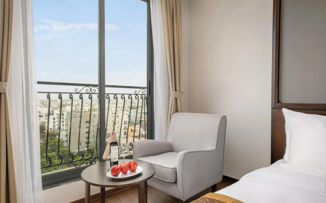 Cosmos Hotel Danang
