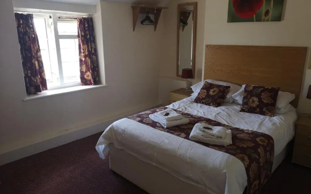 Ferns Farm Hotel & Palms Leisure Club