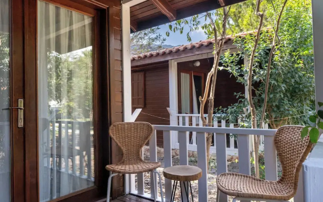 Alicra Hotel Çıralı