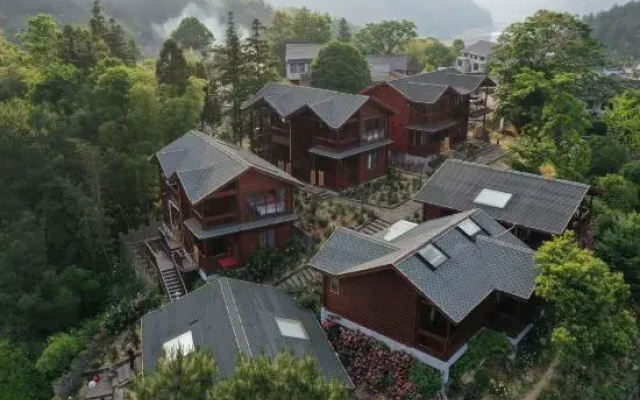 Yunqi Hostel