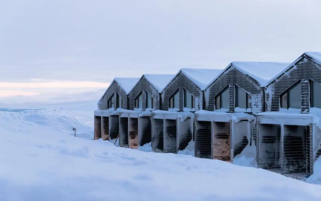 Star Arctic Hotel & Activities