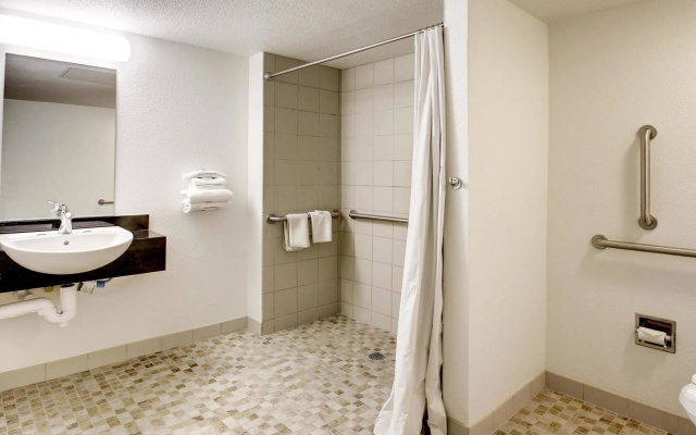 Motel 6 Ogden Riverdale
