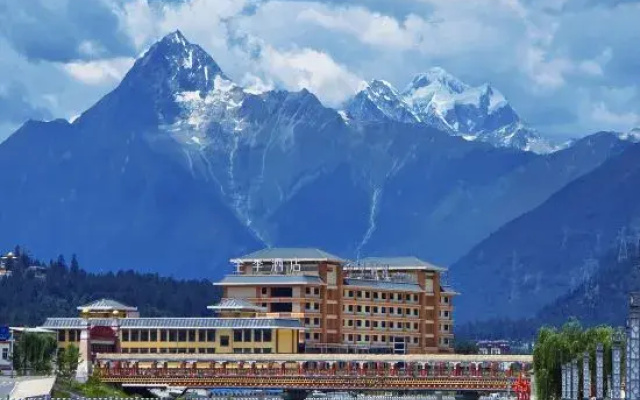 JI Hotel (Nyingchi Bome)