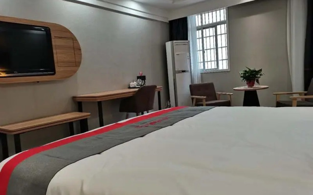 Jun Hotel Jiangxi Jiujiang Pengze County Longcheng Avenue