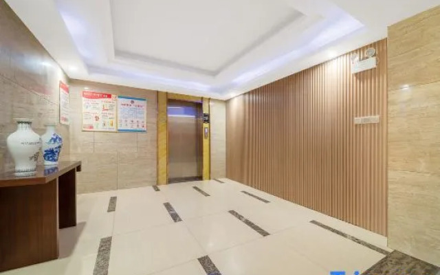Shengjing Yijia Hotel (Gucheng Fanyang Road Underground Mall)