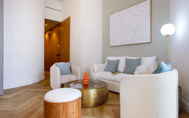 Spectacular 3BD Apartment in Sevilla Antonia Diaz IV