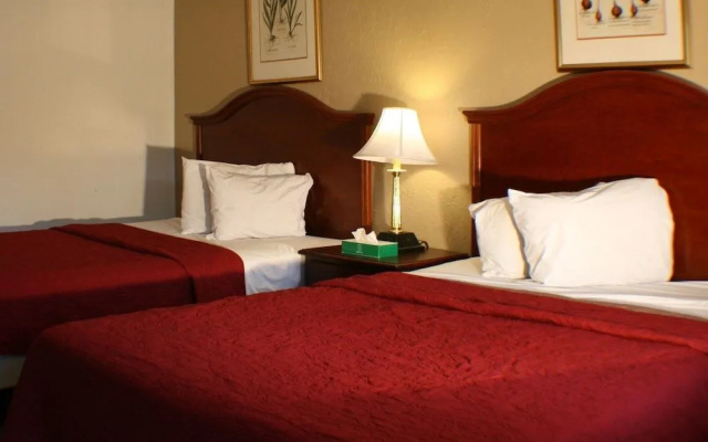 Qualla Cabins and Motel Cherokee near Casino