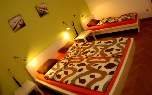Bridge apartment