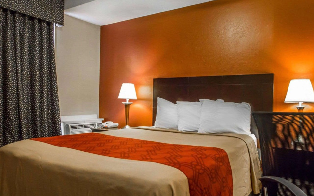 Econo Lodge Inn & Suites Old Saybrook Westbrook