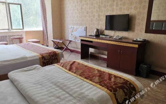 Yixin Rujia Business Hotel