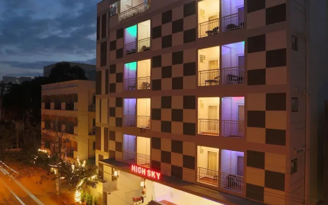 High Sky Krishna Global Villaments