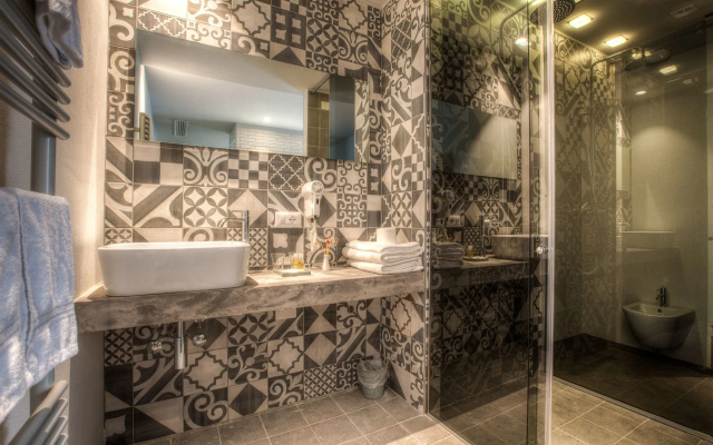 Bell Suite Hotel