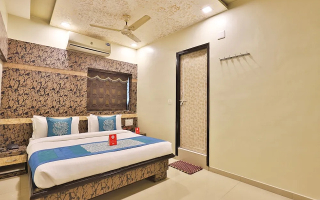 OYO 11450 Hotel Balaji