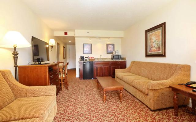 La Fiesta Ocean Inn And Suites