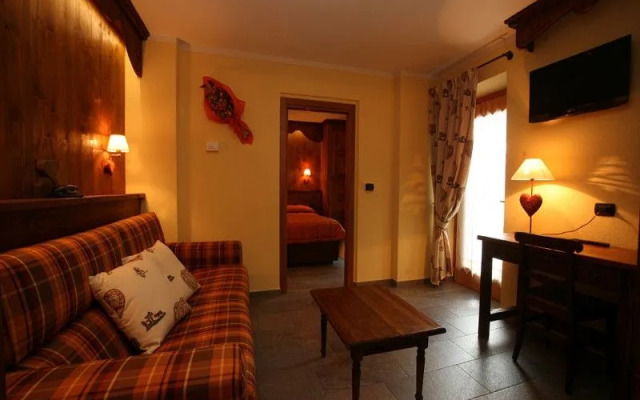 Hotel De La Tor