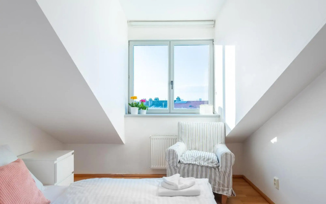 Nest Apartment
