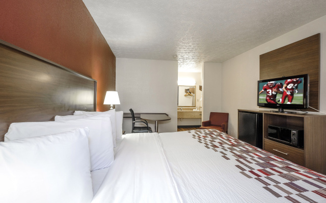 Red Roof Inn Edgewood