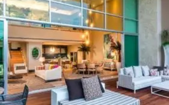 Grand Luxxe 3BR Loft