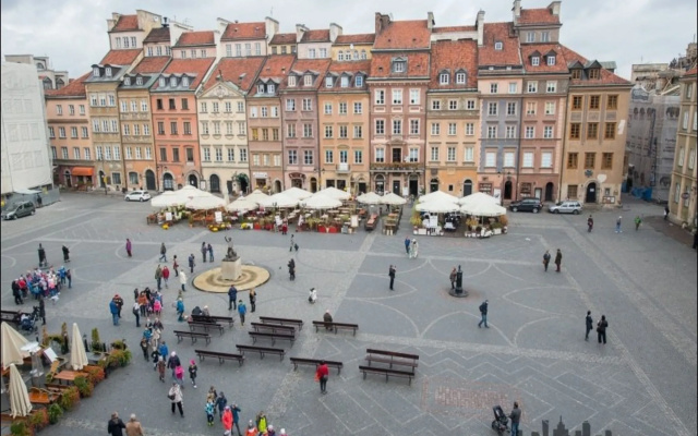 P&O Rynek Starego Miasta 2