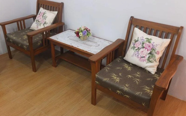 Somjit House