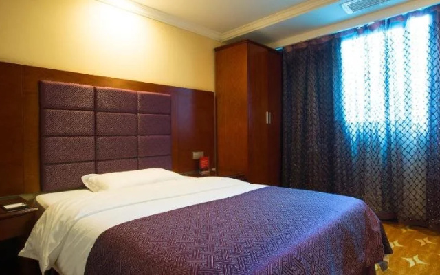 Hualian Hotel
