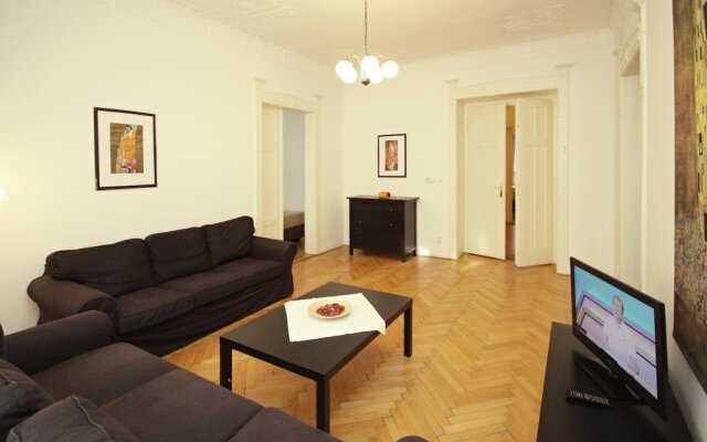 Апартаменты Prague Central Exclusive Apartments комната для гостей