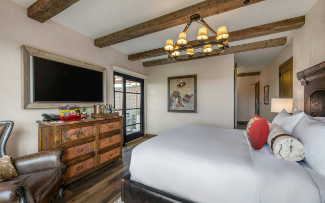 Hotel Drover, Autograph Collection