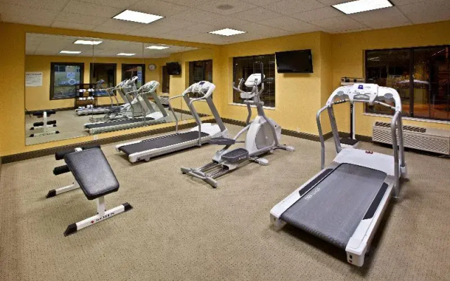 Holiday Inn Express Indianapolis - East