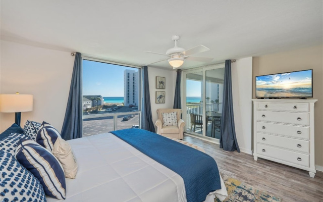Shoreline Towers 3042 2 Bedroom Condo
