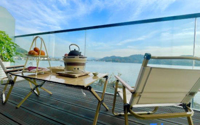 Ningbo Yinzhou Dongqian Lake Fanshe Homestay