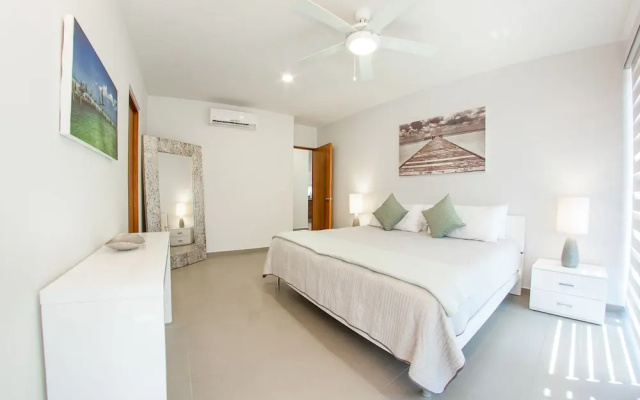 Chic 2BR penthouse by Happy Address