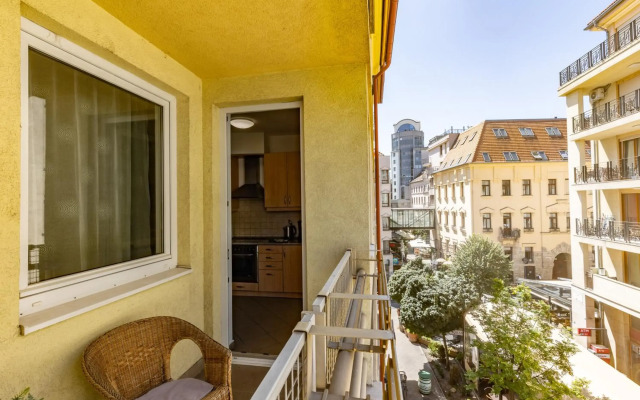 Gozsdu Court Premier Apartment