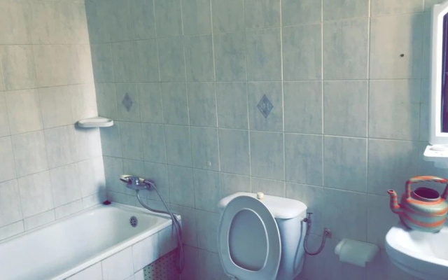 Chez Ahma