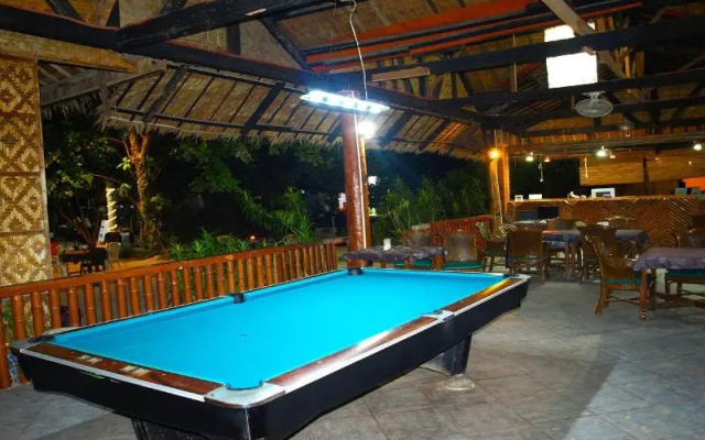 The Sharks Tail Dive Resort