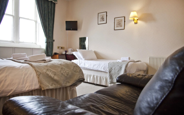 Buccleuch Arms Hotel