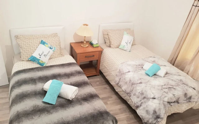 Marble Square Deluxe -flat 9