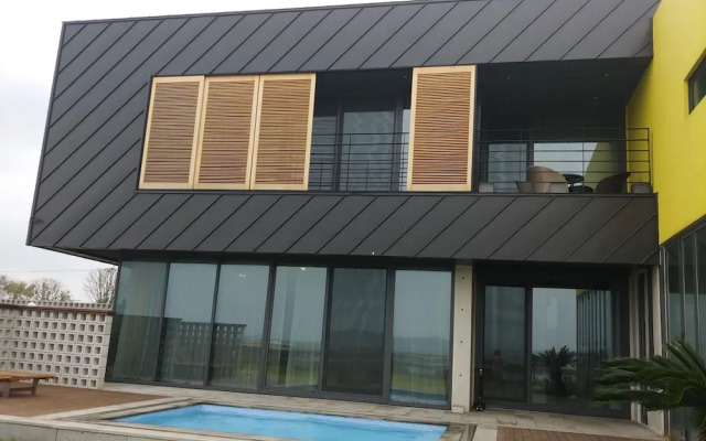 Seongsan Ochae Private Villas