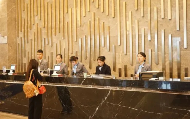 Yuanbao Shan Hotel
