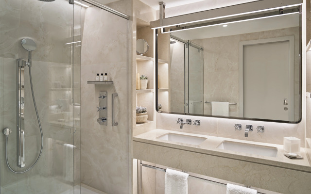 One Aldwych