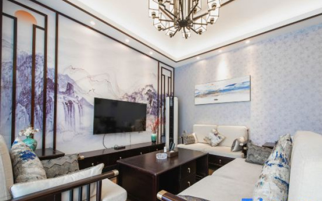 Longrui Homestay (Aoyuan Yingde Chocolate Kingdom)