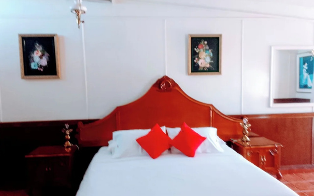 San Antonios Hotel