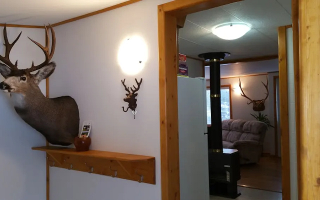Blacktail Ridge Lodge & RV