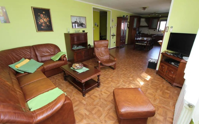 Apartment Ari