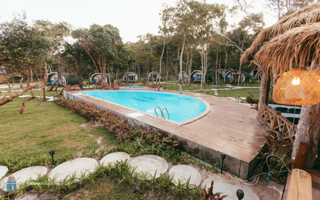 Tube Resort by EHM