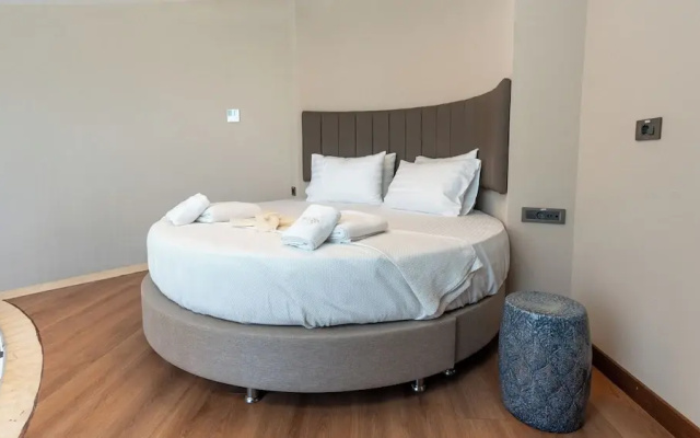 Cunda Kızılca Deluxe Hotel&SPA