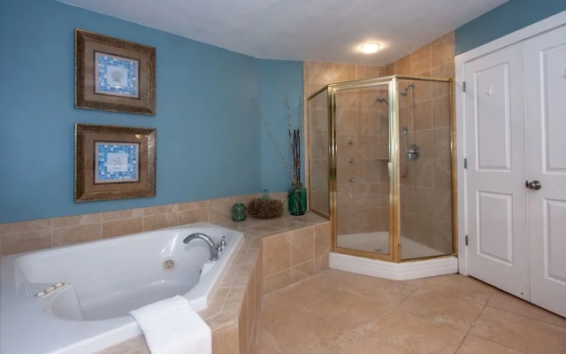 Three Bedroom With Sweeping Views - Unit Crc0607