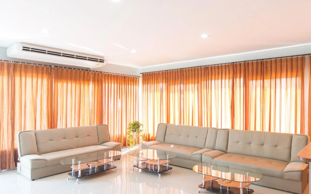 Samui Balcony Hotel(สมุย บัลโคนี โฮเต็ล แอนด์ เกสต์เฮาส์)