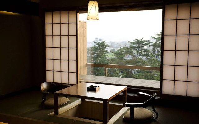 Kotohira Kadan