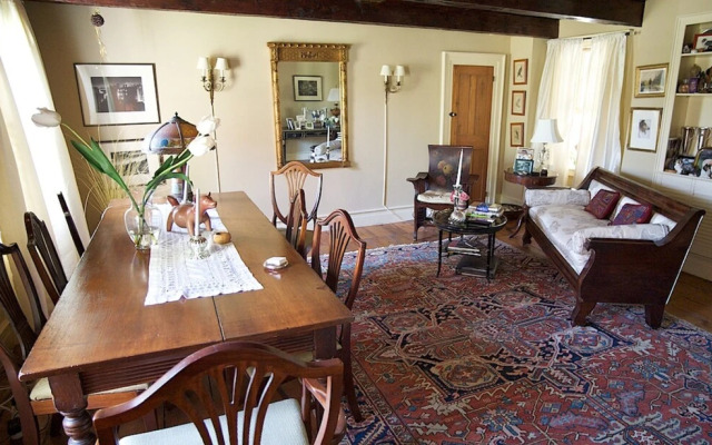 Mile Hill B&B
