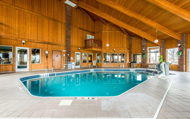 Comfort Inn Weirton - Steubenville